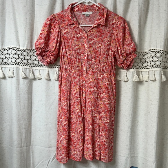 American Eagle Outfitters Dresses & Skirts - Floral Button-Front Puff-Sleeve Dress - Pink